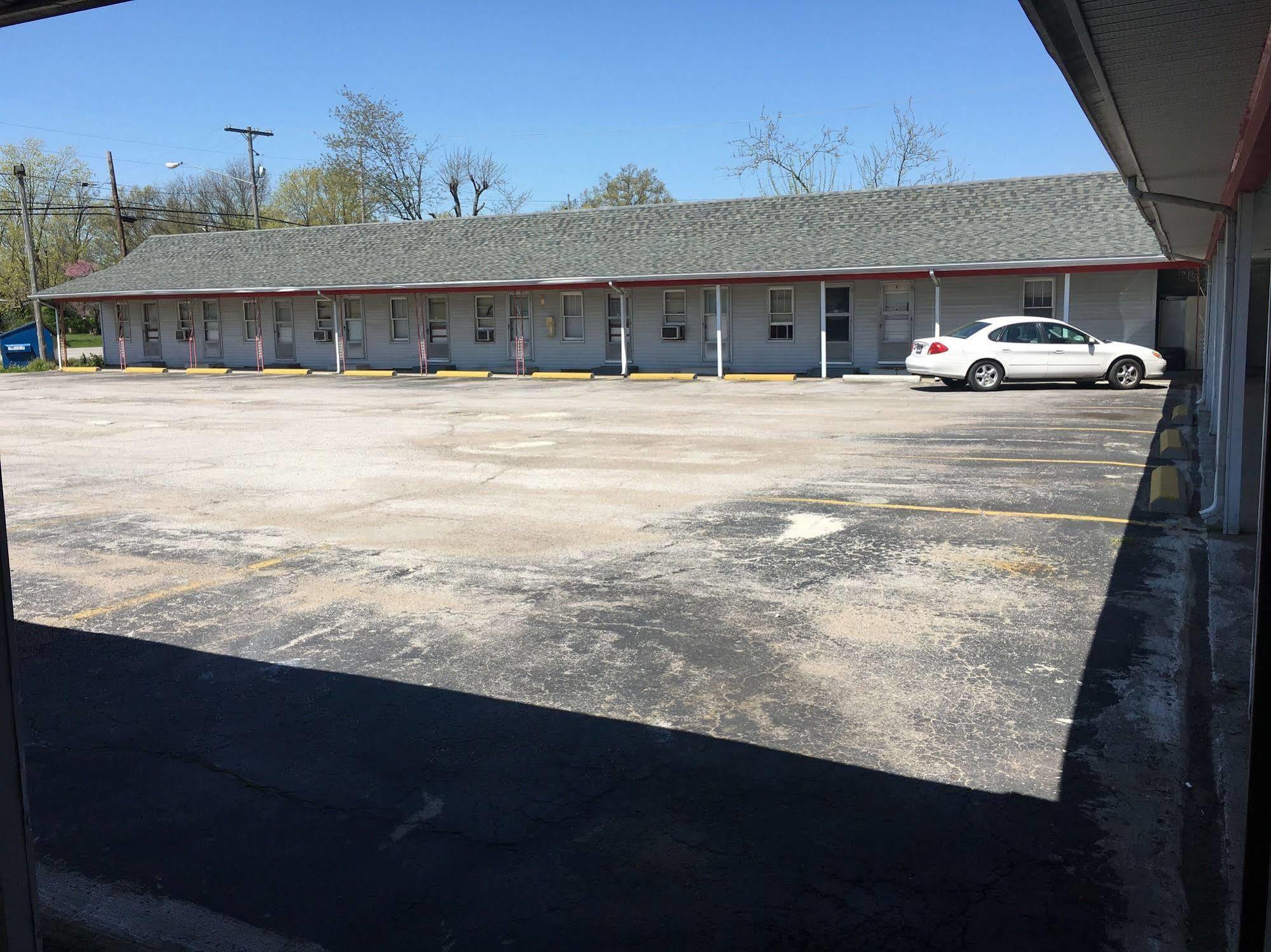 Budget Inn Du Quoin Buitenkant foto